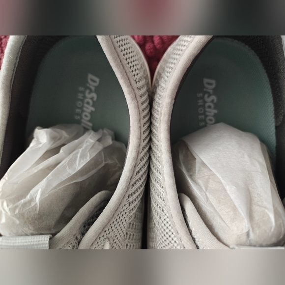 Dr. Scholl's Gray Women's Sneakers - Picture 8 of 11